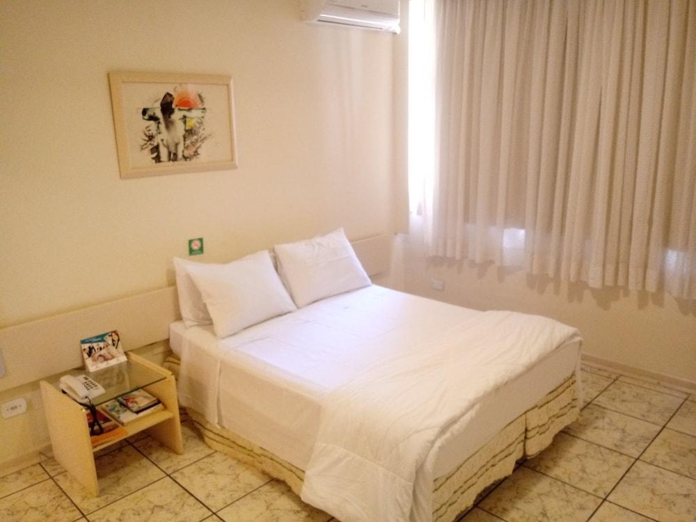 Hotel Harbor Inn Лондрина Экстерьер фото